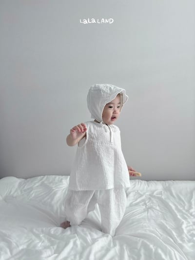 lala land32｜(3m-18m) 2色壓紋無袖背心3