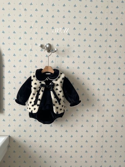 SO.U14｜(12m-M)  愛心刺繡背心7