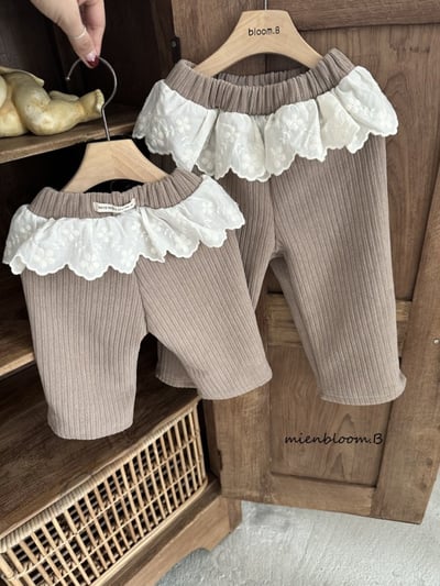 Bloom.b38｜(0m-24m/85cm-125cm) 蕾絲裙擺刷絨長褲3