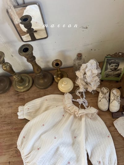 Marron63｜(3m-18m) 蕾絲花瓣領包屁衣12