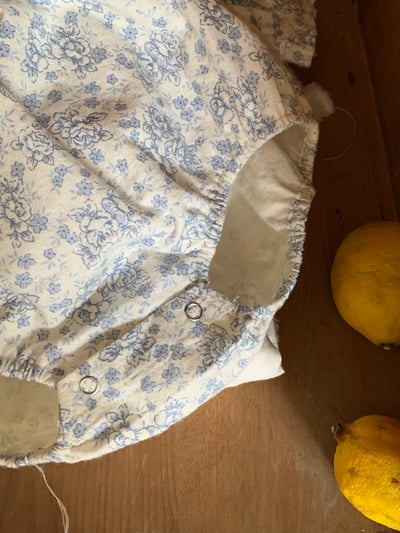 JE596｜(66cm-90cm) 藍色花藤包屁衣16