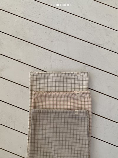 Bebe holic62｜(3m-18m) 細格紋褲襪2