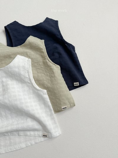 MiniRobe36｜(70-110) 壓紋簡約設計背心11