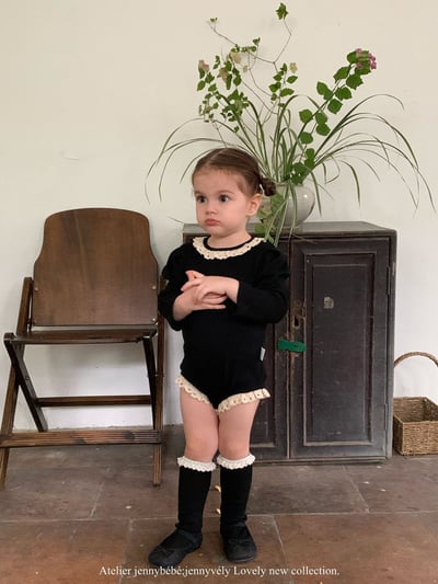 JE578｜(66-90cm) 蕾絲捲邊包屁衣/蕾絲花邊無根襪20