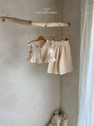 Mon petit11｜(73-118cm) 2色壓紋荷葉袖套裝1