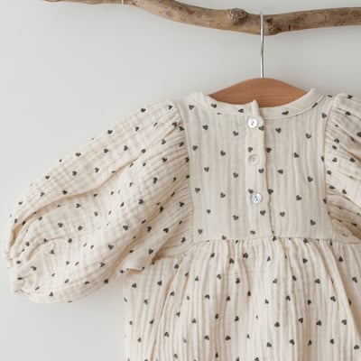 LEMONADE15｜(55cm-85cm) 2色滿滿愛心包屁衣含帽子10