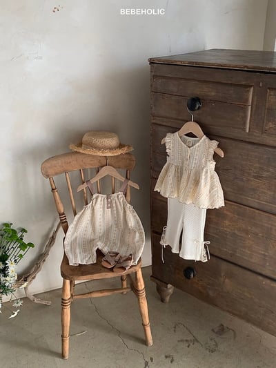 Bebe holic17｜(3m-18m) 復古碎花吊帶褲10