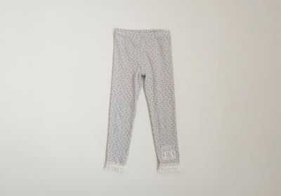 FLO41｜(75-140) 3色蕾絲邊碎花緊身褲11