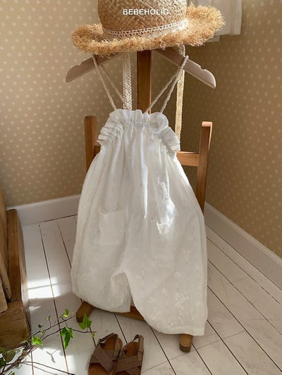 Bebe holic16｜(3m-18m) 氣質細肩吊帶褲9
