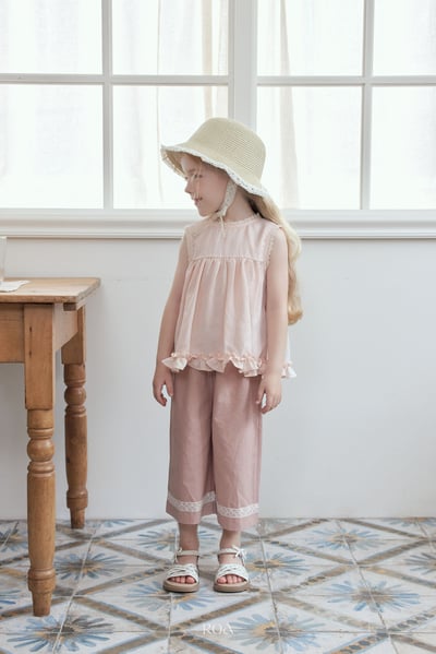 ROA18｜(6m-18m) 2色蕾絲滾邊荷葉擺背心14