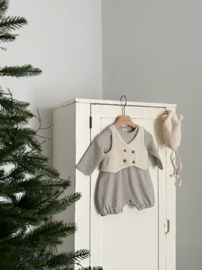 MONBEBE13｜(3m-24m) 紳士刷毛排扣背心條紋連身衣3