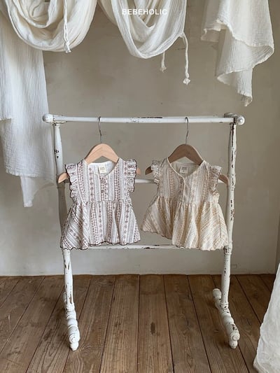 Bebe holic34｜(3m-18m) 花紋娃娃裝上衣3