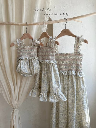 MONBEBE18｜(1y-8y MOM) 小碎花鬆緊胸帶洋裝9