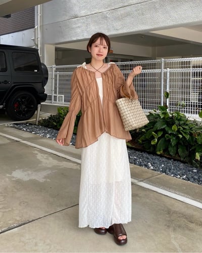 Kastane  褶邊透膚襯衫8