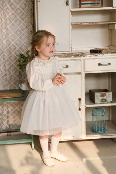 FLO37｜(75-140) 2色法式細肩薄紗洋裝13