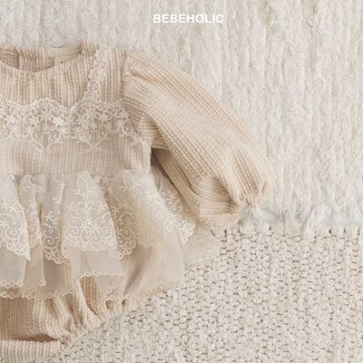 Bebe holic53｜(3m-18m) 蕾絲圍裙坑條包屁衣16