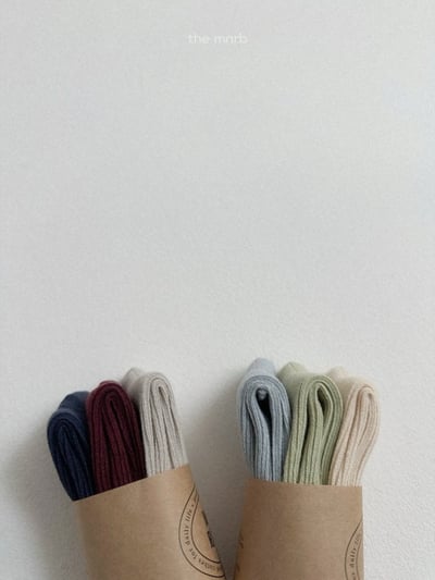 MiniRobe01｜(free) 日常中筒長襪三雙組10