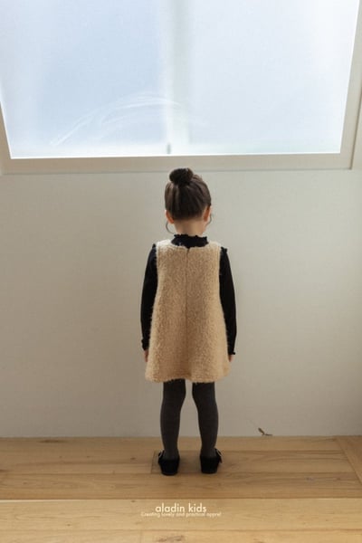 ALADIN10｜(75cm-114cm) 毛茸口袋背心洋裝25