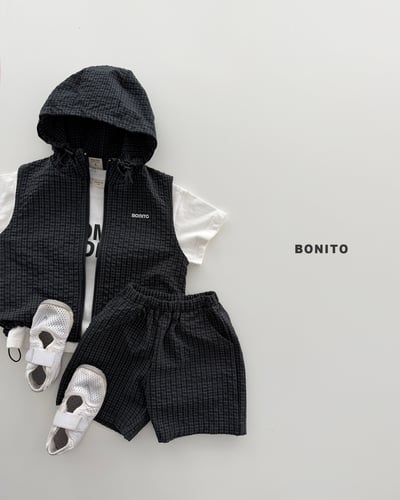 Bonito02｜(75cm-125cm) 2色帥氣連帽拉鍊背心4