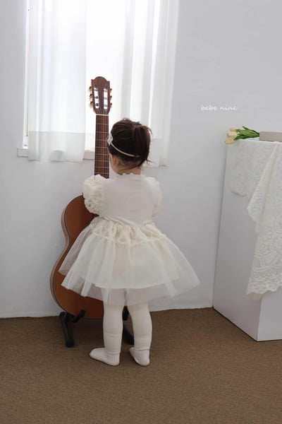 bebe nine43 (65cm-115cm) 2色公主袖蕾絲薄紗洋裝2