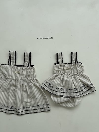 Bloom.b36｜(55cm-118cm) 蕾絲滾邊吊帶背心7