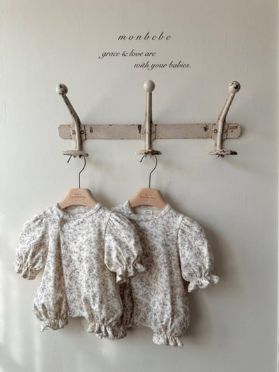 MONBEBE12｜(0m-6m) 荷葉滾邊北歐印花包屁衣1