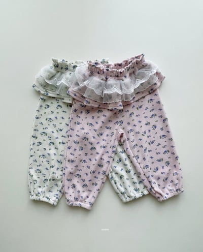 Azalea22｜(85-125cm) 小碎花餅蕾絲褲1