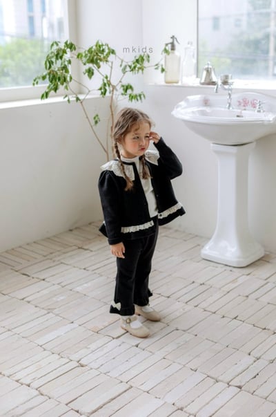 M-KIDS29｜(65-115cm) 3色蕾絲領荷葉邊開襟外套19