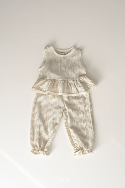 ROA03｜(6m-18m) 2色蕾絲波浪邊棉麻縮口套裝3