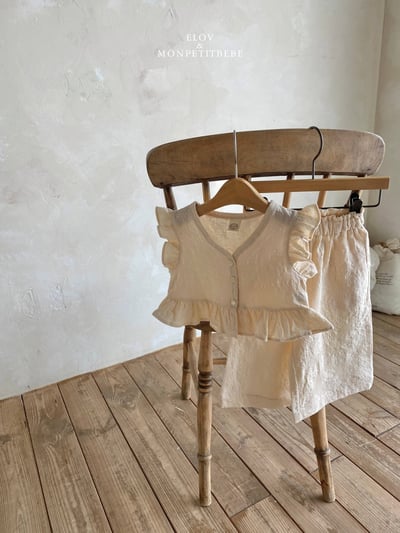 Mon petit11｜(73-118cm) 2色壓紋荷葉袖套裝10