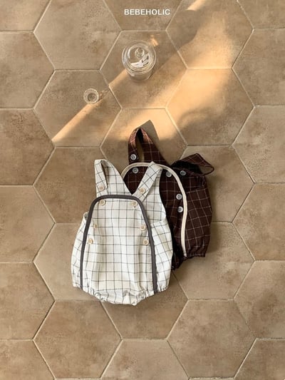 Bebe holic13｜(3m-18m) 曲奇格背帶褲2