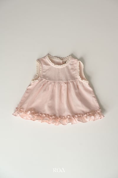 ROA18｜(6m-18m) 2色蕾絲滾邊荷葉擺背心10