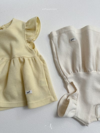 Atomeme22｜(70-110) 華夫格荷葉袖傘狀上衣7