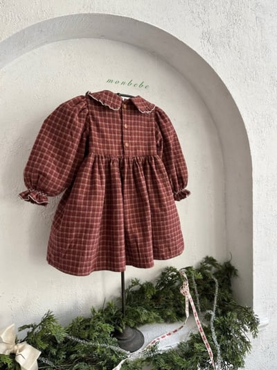 MONBEBE56｜(1y-8y) 荷葉領縮口袖格紋洋裝6