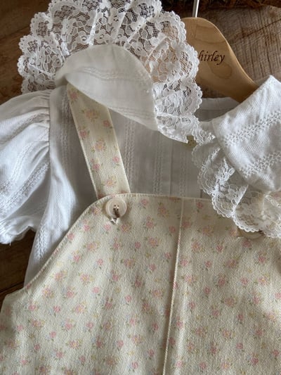 Anne Shirley06｜(1y-5y) 1色碎花愛心鈕扣吊帶褲9
