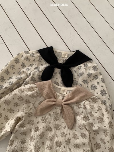 Bebe holic41｜(3m-18m) 領結碎花娃娃袖襯衫15