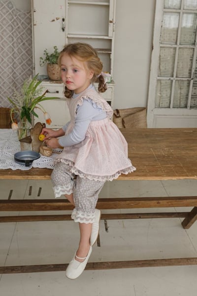 FLO26｜(75-140) 2色法式蕾絲拉鍊圍裙8