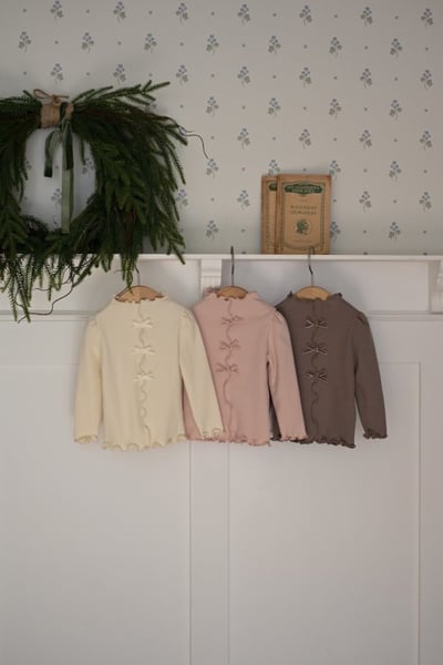 ROA39｜(6m-18m) 3色蝴蝶結緞帶捲邊上衣1