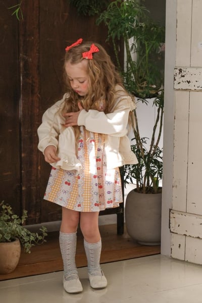 FLO59｜(75-140) 2色蕾絲荷葉花邊連帽拉鍊外套13