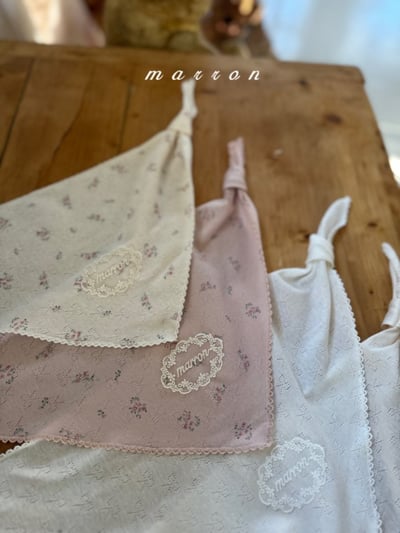 Marron45｜(free) 蕾絲小標刺繡圍巾11