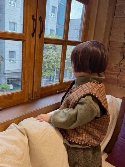 onu 16｜(70cm-115cm) 滾邊格紋刷毛雙面背心11