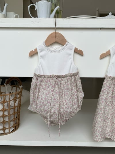 JE52｜(66-100cm) 無印花邊包屁衣/套裝3