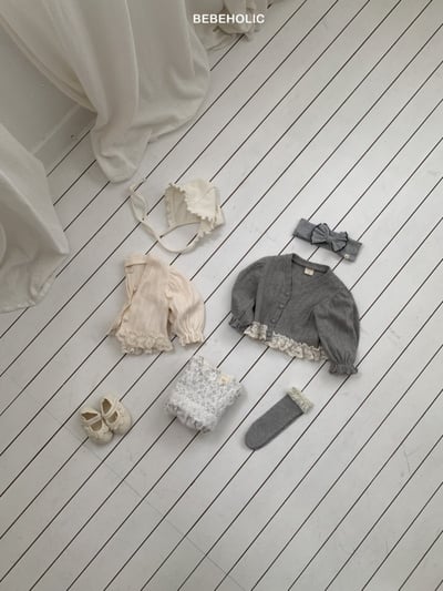 Bebe holic23｜(3m-18m) 蕾絲滾邊針織開襟外套6