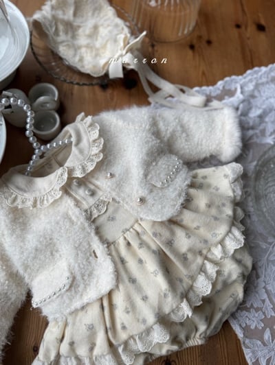 Marron 24｜(1y-6y) 羽毛珍珠開襟外套9