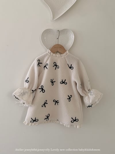 JE 654｜(80-110cm)  蝴蝶结刺繡連身裙1