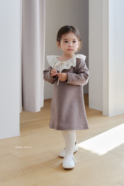 bebe nine33 (65cm-115cm) 3色荷葉摺邊洋裝5