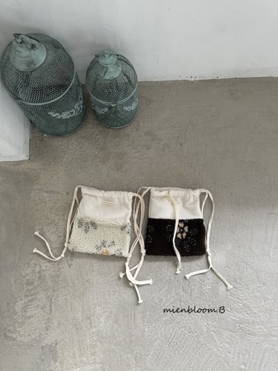 Bloom.b42｜(free) 花卉抽繩包1