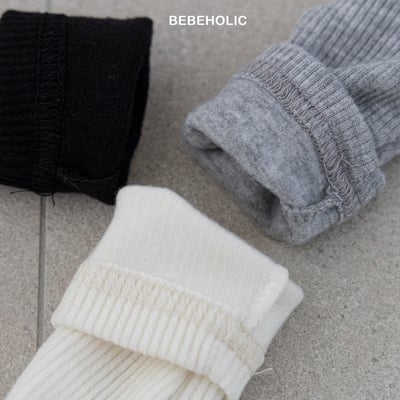 Bebe holic24｜(3m-18m) 荷葉捲邊領包屁衣15