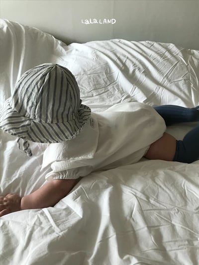 lala land26｜(3m-18m) 2色素面翻領包屁衣11