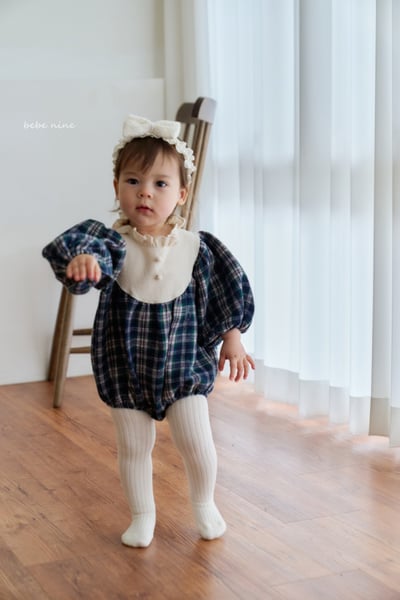 bebe nine12 (55cm-75cm) 2色荷葉立領格紋包屁衣7